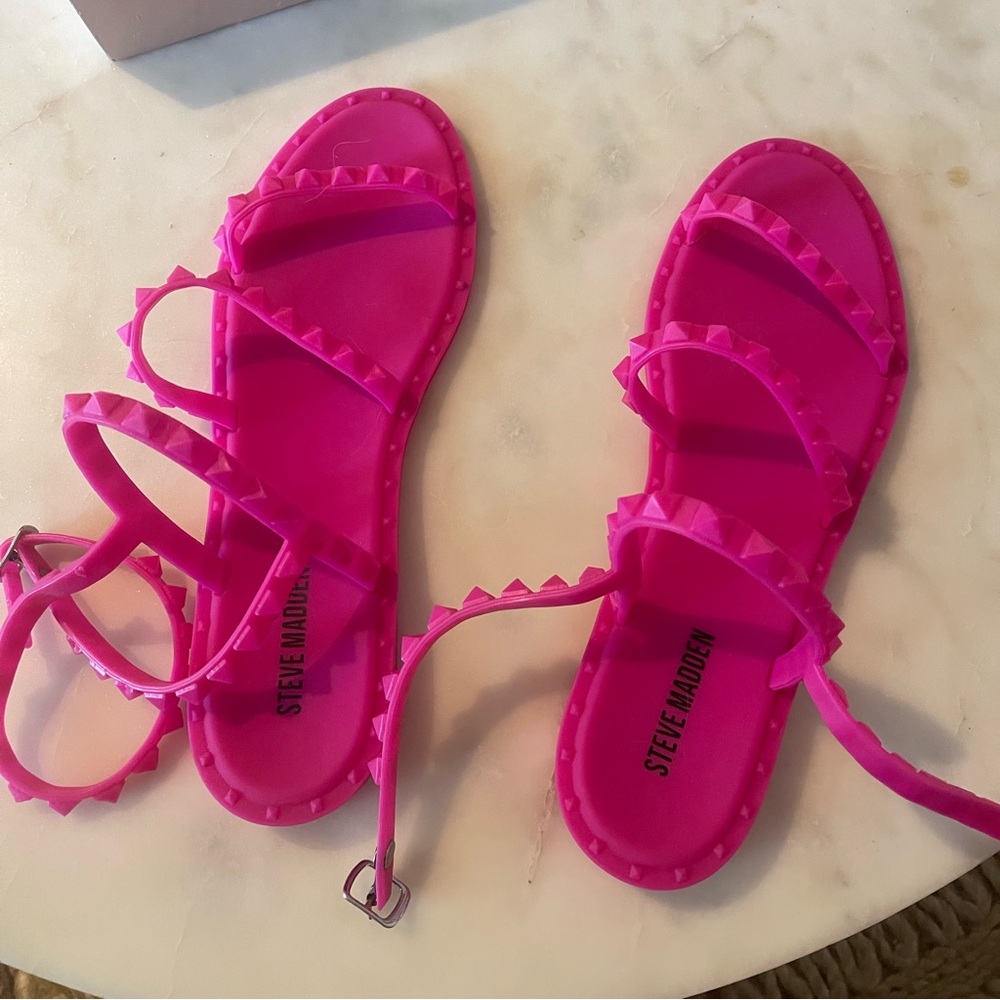 Steve Madden sandals